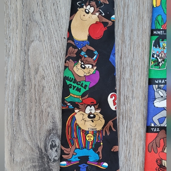 Vintage Looney Tunes x USPS Stamp Collection series Neck Tie Set - Picture 4 of 8